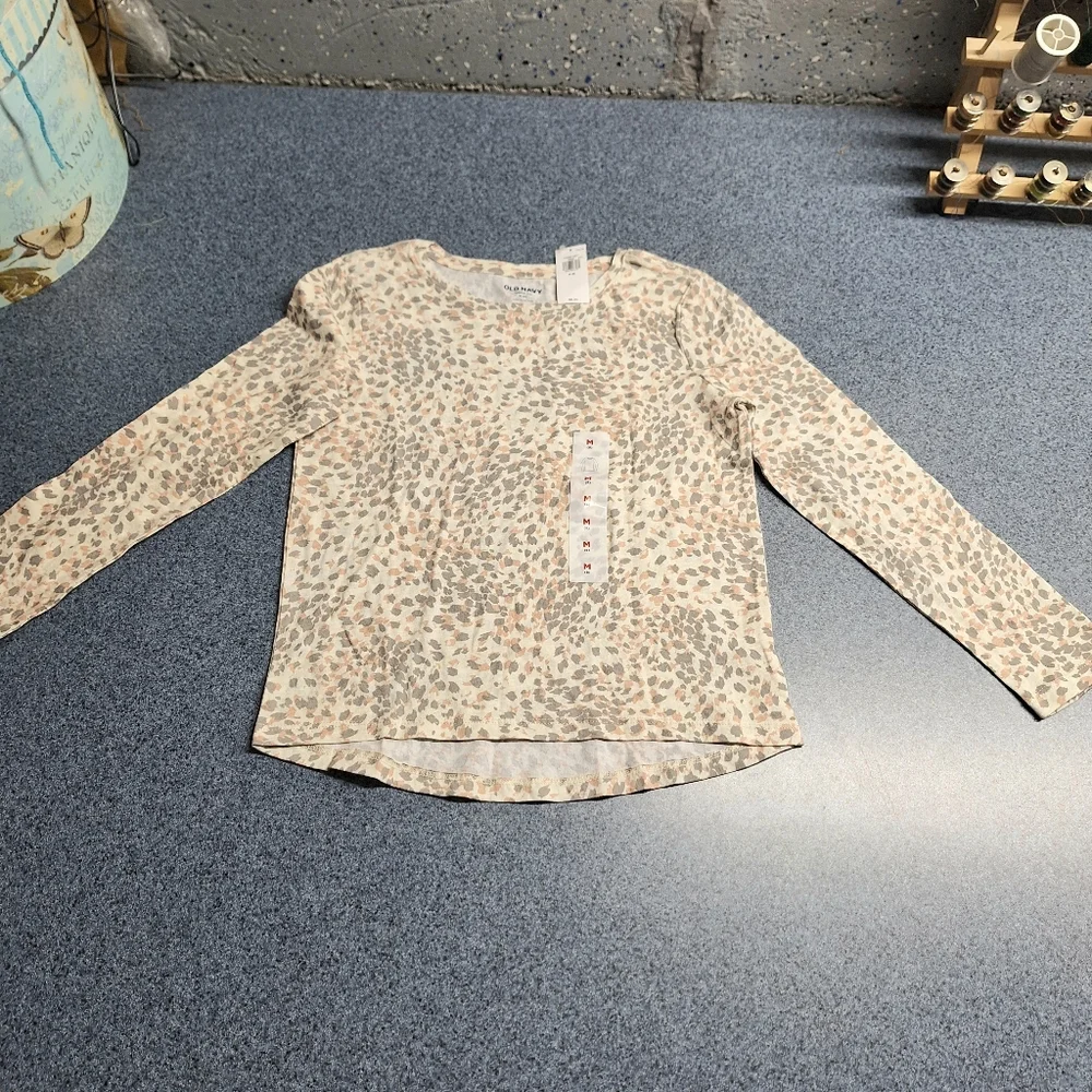 Old Navy Long Sleeved Henley & Leopard Print Shirt Bundle Size 8/M, NWT
